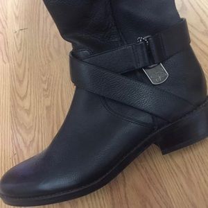 Jessica Simpson boots